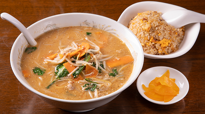 龍虎 本格町中華の醤油ラーメン